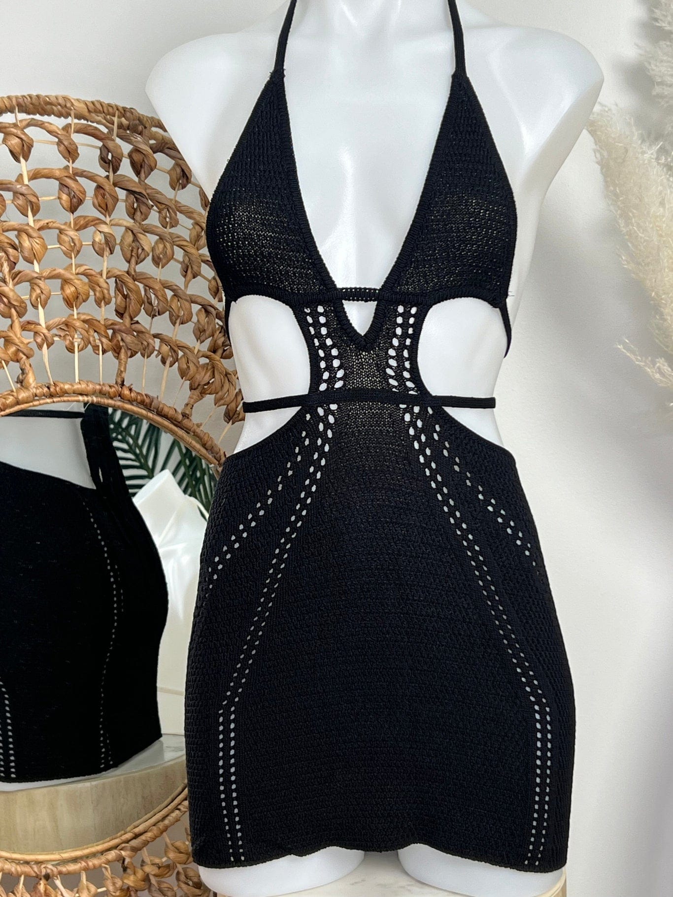 2024 Sexy Black Crochet Halter Neck Mini Dress Berry Beachy Swim