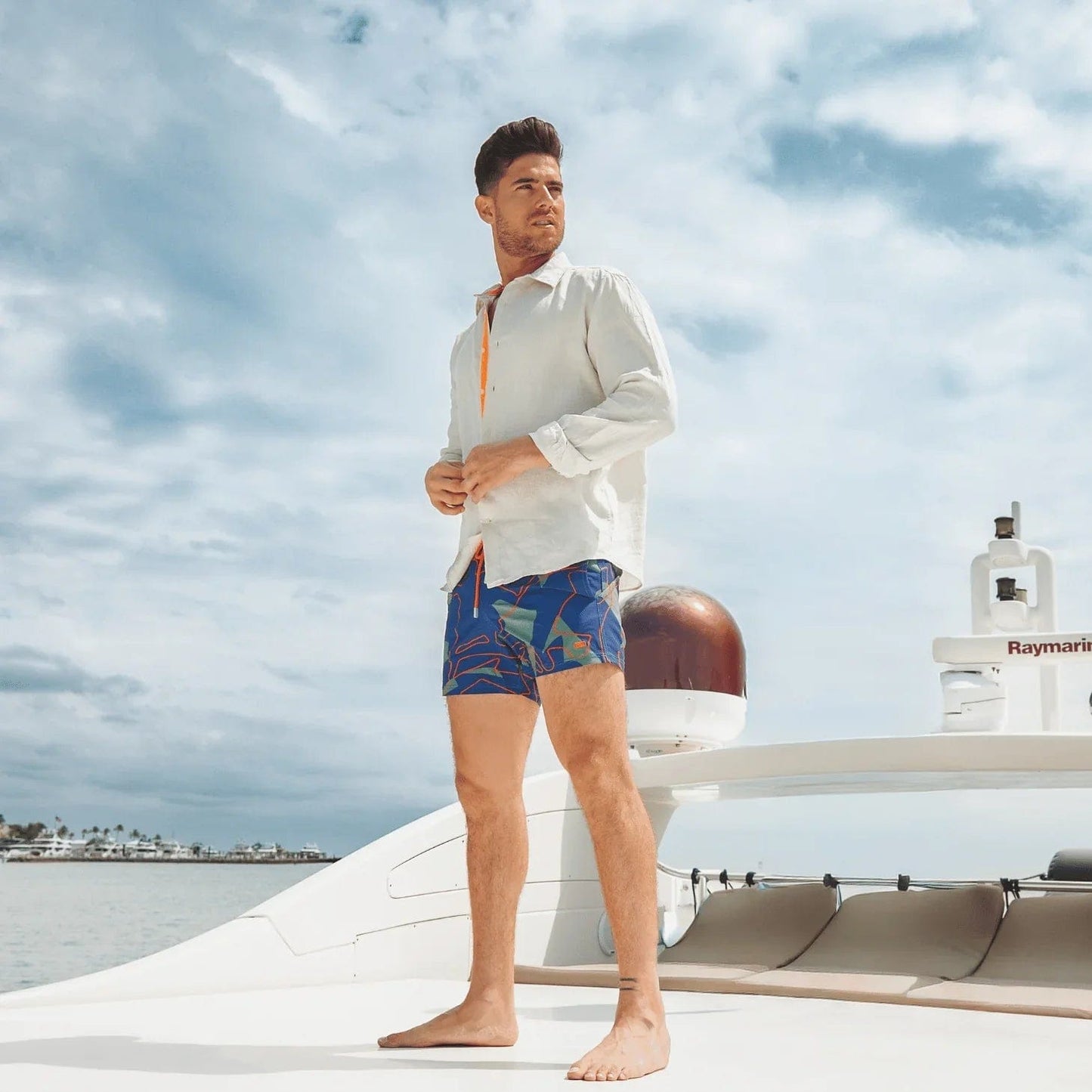 Le Club Apparel & Accessories > Clothing > Shirts & Tops Sage Green Peter Linen Long Sleeve Men's Shirt Le Club Original Sage Green Peter Linen Long Sleeve Shirt