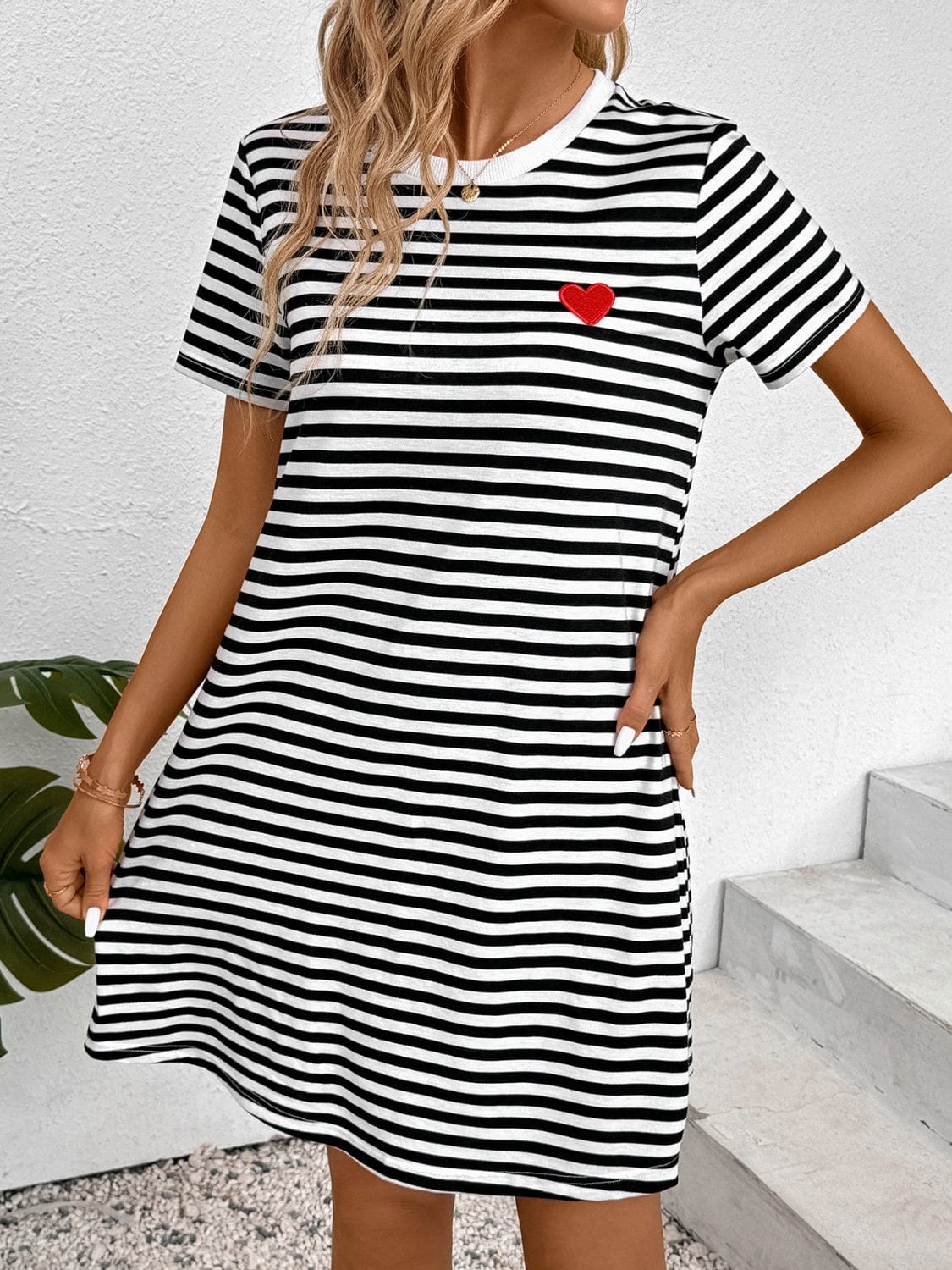 Trendsi Apparel & Accessories > Clothing > Pants Striped Round Neck Short Sleeve Dress